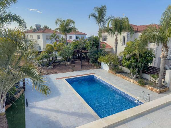 Продам дом в 2 этажа Кипр, г. Айя-Напа (Ayia Napa), 700 000 Евро. — фото 2